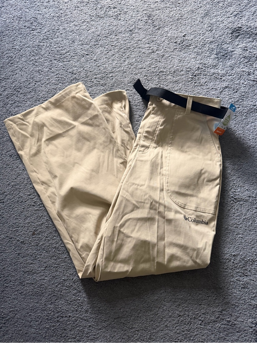 Columbia Women’s Khaki Outdoor Pants